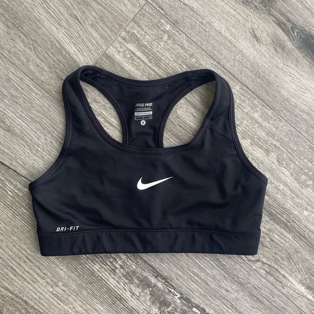 Black Nike Dri-fit Women’s Sports Bra